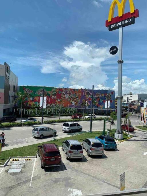 1Br With Extra Room At One Regis- Megaworld Bacolod Zewnętrze zdjęcie