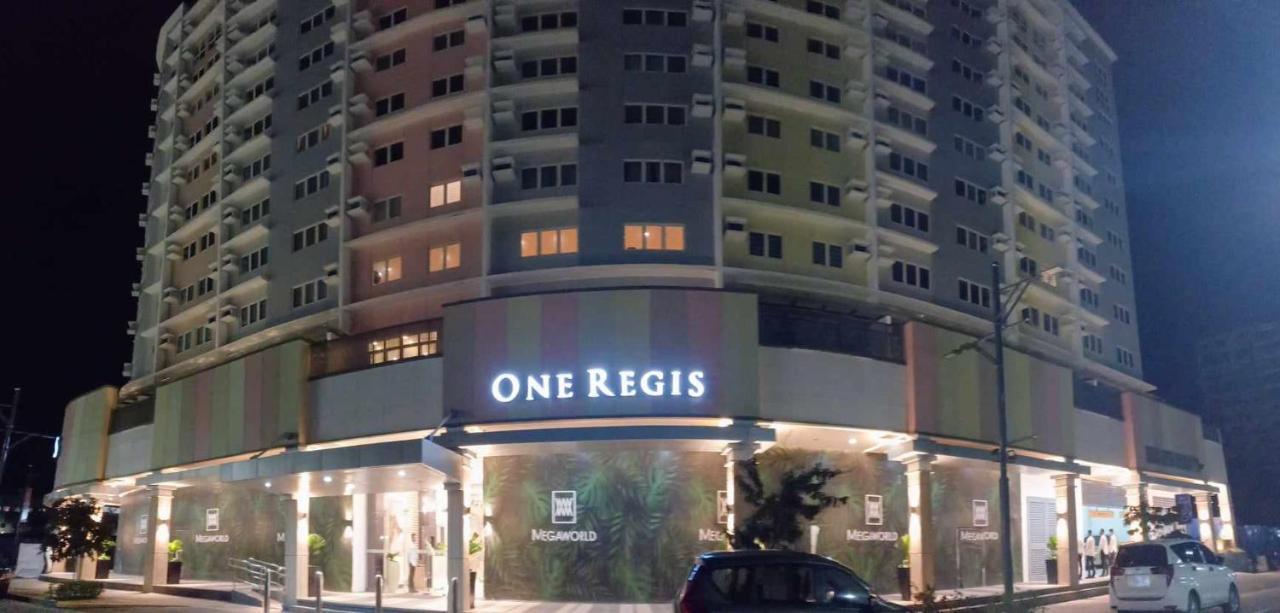 1Br With Extra Room At One Regis- Megaworld Bacolod Zewnętrze zdjęcie