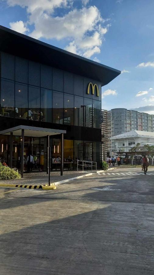 1Br With Extra Room At One Regis- Megaworld Bacolod Zewnętrze zdjęcie